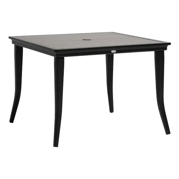 Hartridge Dining Table w/Umbrella Hole